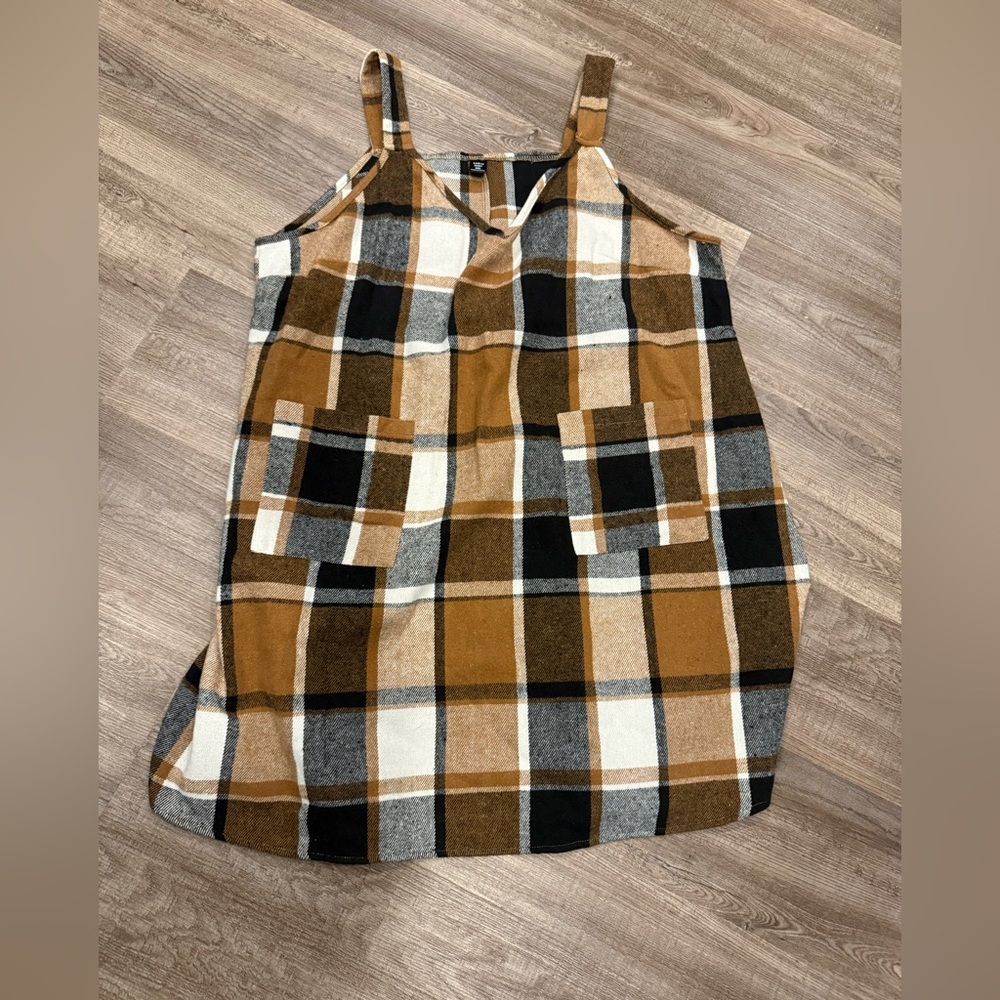 SHEIN Curve Plaid Dress in Brown and Black